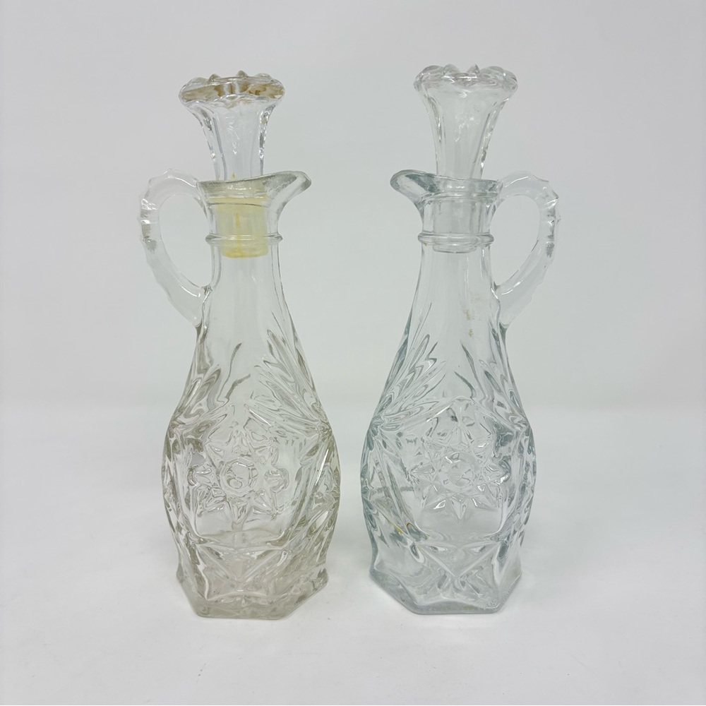 Vtg Anchor Hocking Star of David Cruet Oil & Vinegar Glass Bottle Stopper Set 2